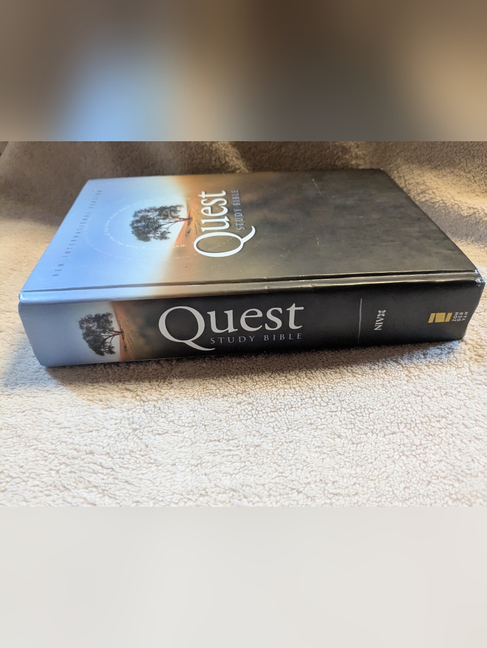 Quest Study Bible, NIV, Revised, Zondervan
